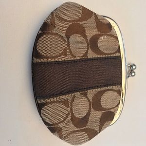 Coach Signature Coin Purse with Kisslock